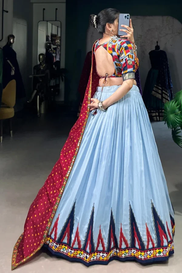 Traditional White Pink Lehenga - Image 3