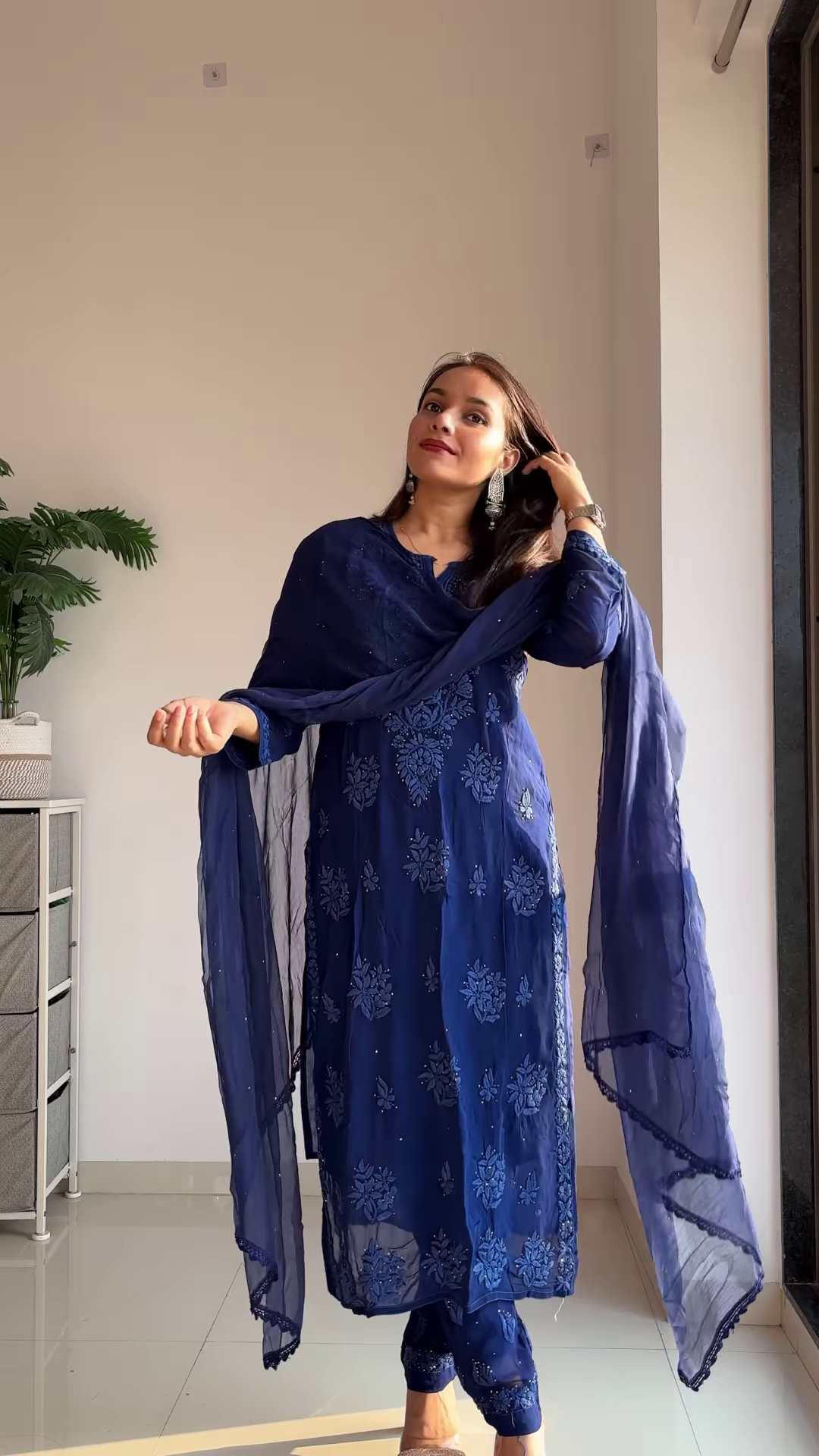 Elegant Chikankari Kurta Set – Blue & Pink - Image 4