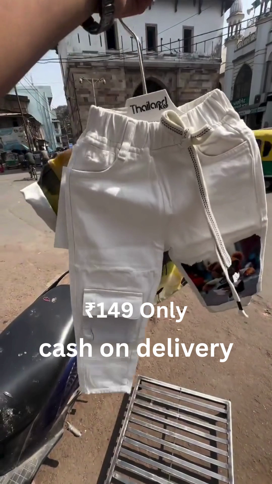 Stylish White Cargo Shorts – Trendy Streetwear at ₹149 | Cash on Delivery - Image 6